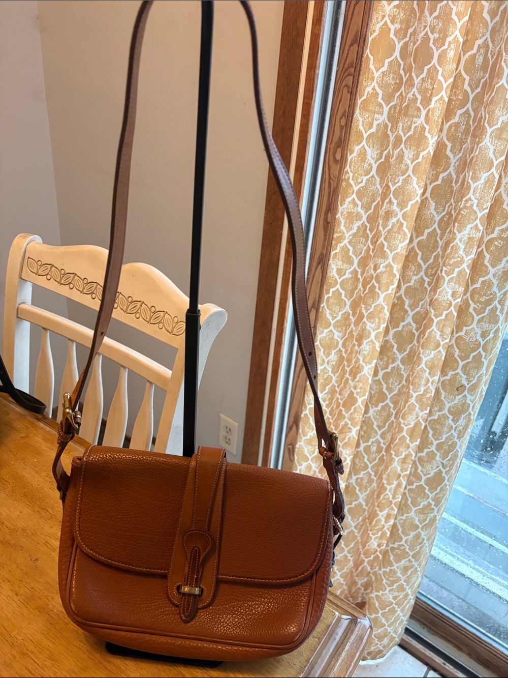 Dooney vintage Classic Brown Leather Crossbody Bag
